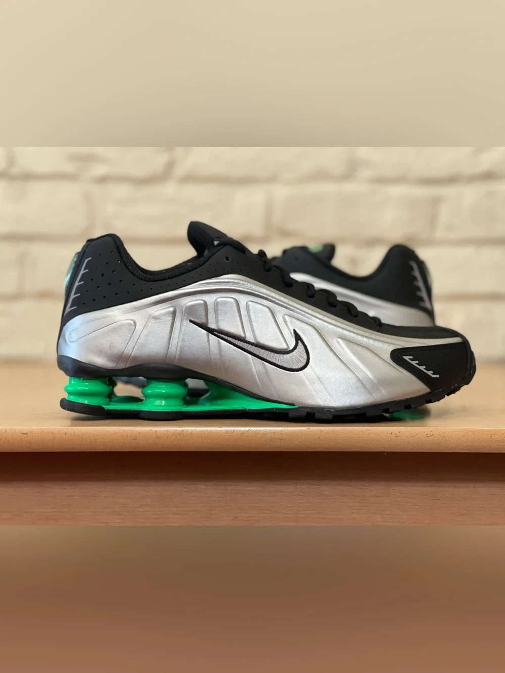 Nike shox r4